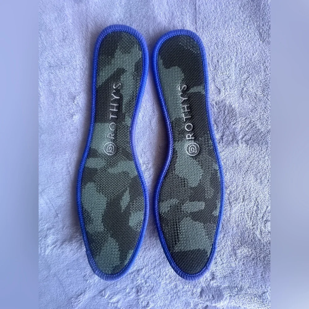 Rothys Camo Loafers Womens 9.5 Green Flats Round Toe Slip On.